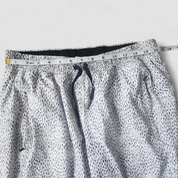 Lululemon Trainer Track Pants Joggers Dottie Dash Sz 10 - Picture 12 of 14